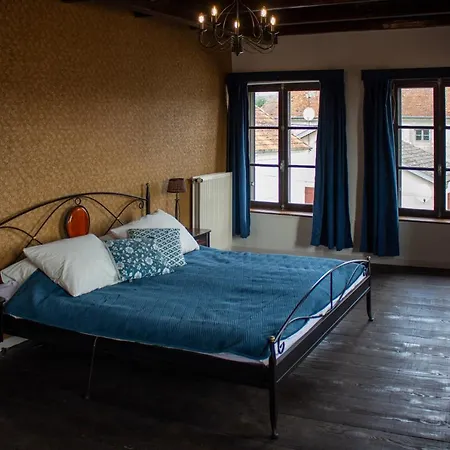 Le Voila Bed and breakfast