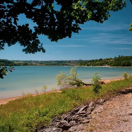 Le Voila Bed & Breakfast