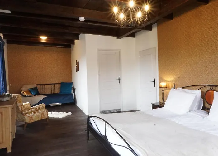 Le Voila Bed and Breakfast